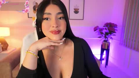 Jules Bennett online show from December 4, 2025, 11:30 am