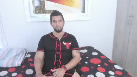 Jules online show from January 26, 2025, 12:01 pm