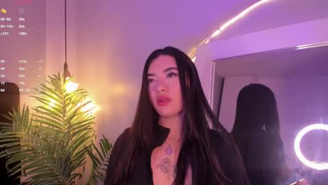 Snapshot of juli_casanova chatting on October 3, 2025, 11:18 am juli_casanova online show from October 3, 2025, 11:18 am