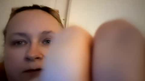 Julia online show from May 10, 2026, 9:20 pm