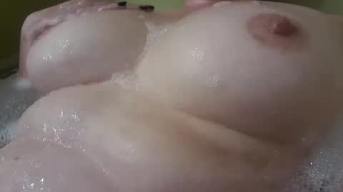 julia988746 online show from February 3, 2025, 6:17 pm