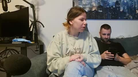 Snapshot of julia_official chatting on February 17, 2025, 9:08 pm julia_official online show from February 17, 2025, 9:08 pm