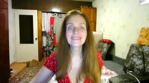 juliaa_foxi online show from April 17, 2026, 7:17 pm