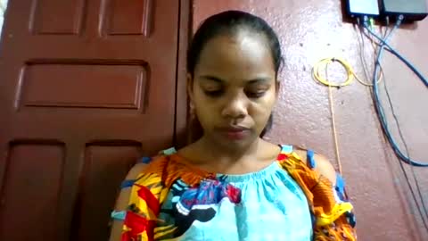 juliah02 online show from June 23, 2026, 6:11 am