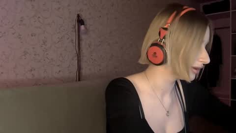 Kate online show from March 17, 2026, 4:43 pm