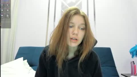 Julia online show from March 2, 2025, 5:01 am