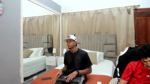 Snapshot of julian_billy chatting on January 5, 2025, 5:51 pm julian billy online show from January 5, 2025, 5:51 pm