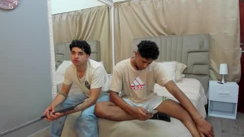 Snapshot of julian_billy chatting on February 22, 2025, 5:57 pm julian billy online show from February 22, 2025, 5:57 pm