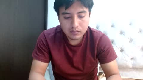 Snapshot of julianalvarez95 chatting on March 5, 2026, 6:04 pm Julian online show from March 5, 2026, 6:04 pm