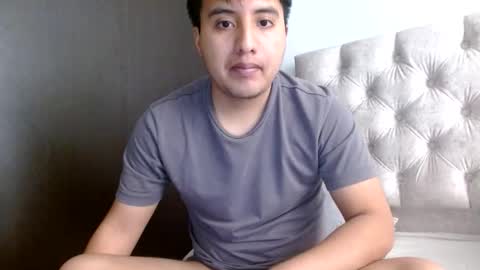 Snapshot of julianalvarez95 chatting on June 6, 2026, 4:23 pm Julian online show from June 6, 2026, 4:23 pm