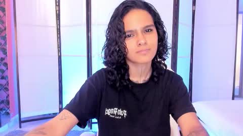 Snapshot of julianne_7 chatting on February 9, 2026, 8:35 pm julianne_7 online show from February 9, 2026, 8:35 pm