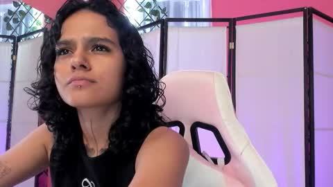 Snapshot of julianne_7 chatting on February 10, 2026, 8:24 pm julianne_7 online show from February 10, 2026, 8:24 pm