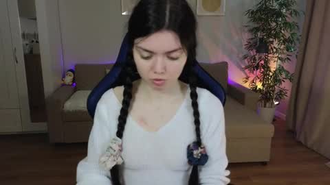 Snapshot of juliaortega_ chatting on May 23, 2026, 7:56 am Julia online show from May 23, 2026, 7:56 am