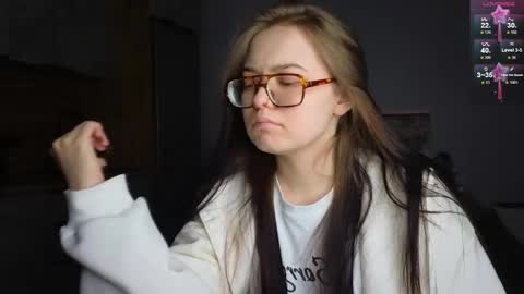 Snapshot of julidropp chatting on January 23, 2025, 11:04 am julidropp online show from January 23, 2025, 11:04 am