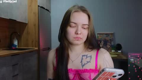 Snapshot of julidropp chatting on March 5, 2025, 8:00 pm julidropp online show from March 5, 2025, 8:00 pm