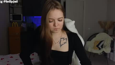 Snapshot of julidropp chatting on October 2, 2025, 7:21 pm julidropp online show from October 2, 2025, 7:21 pm