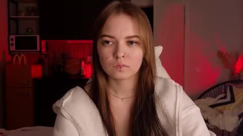 Snapshot of julidropp chatting on November 8, 2025, 6:51 pm julidropp online show from November 8, 2025, 6:51 pm