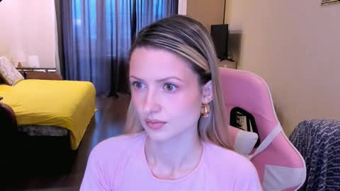 Julie online show from February 13, 2026, 4:52 am