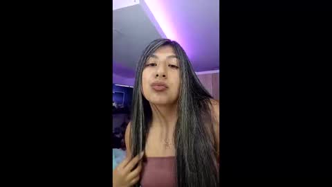 Julieta online show from May 17, 2026, 4:32 am
