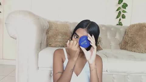 Juli online show from November 23, 2025, 7:02 pm