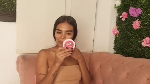 Juli online show from May 22, 2026, 7:08 pm