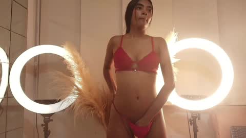 Juli online show from May 29, 2026, 9:24 pm