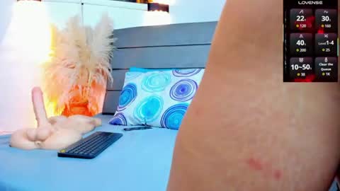 Snapshot of julieta_coopeer_ chatting on July 9, 2026, 10:52 am Julieta online show from July 9, 2026, 10:52 am