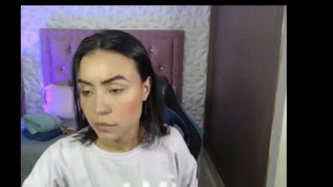 julieta_fn online show from March 23, 2026, 4:44 pm