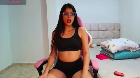 julieta_rose19 online show from March 15, 2026, 12:16 am