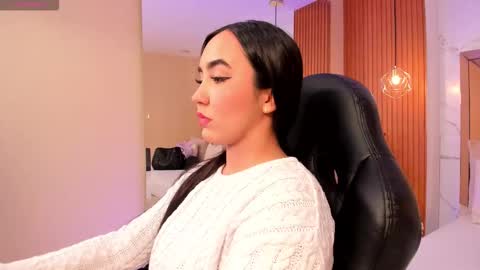     online show from March 4, 2026, 9:54 pm