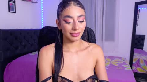 Julieta online show from October 10, 2025, 1:04 am