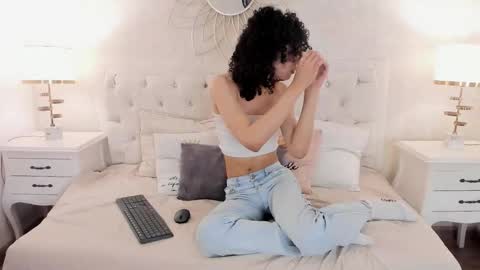 julietta    online show from March 24, 2026, 12:21 pm