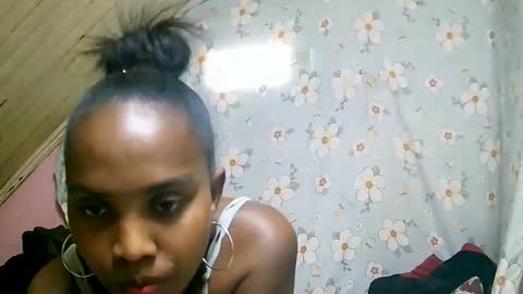 Snapshot of juliette9794 chatting on September 10, 2025, 12:16 pm juliette9794 online show from September 10, 2025, 12:16 pm