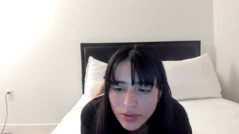 Snapshot of juliette_26 chatting on November 14, 2025, 12:09 am juliette_26 online show from November 14, 2025, 12:09 am