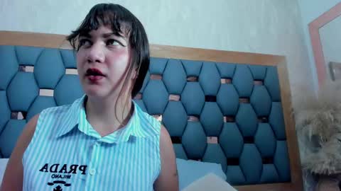 Snapshot of juliette_pretty_ chatting on October 3, 2025, 7:22 pm juliette_pretty_ online show from October 3, 2025, 7:22 pm