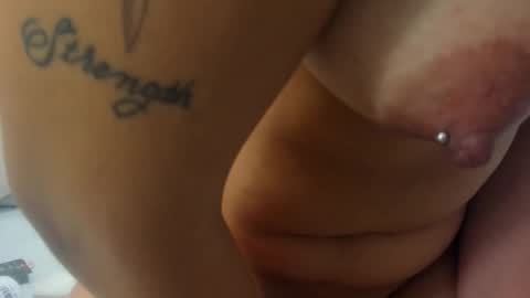 Snapshot of juliette_pretty_ chatting on October 23, 2025, 9:35 pm juliette_pretty_ online show from October 23, 2025, 9:35 pm