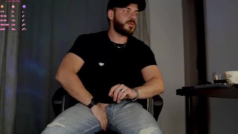 JULiUS   online show from October 29, 2025, 7:48 pm