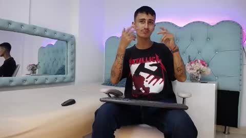 jullian online show from February 5, 2026, 11:26 am