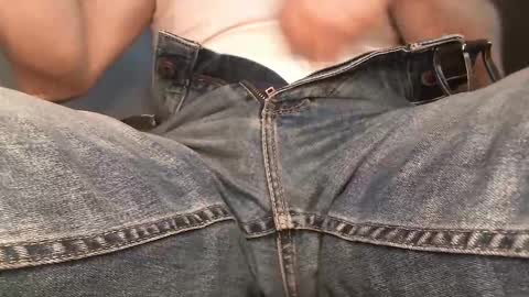 Snapshot of junction1000 chatting on January 31, 2025, 7:18 am Gregor online show from January 31, 2025, 7:18 am