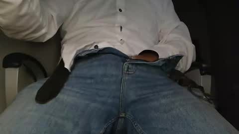 Snapshot of junction1000 chatting on September 8, 2025, 7:35 pm Gregor online show from September 8, 2025, 7:35 pm