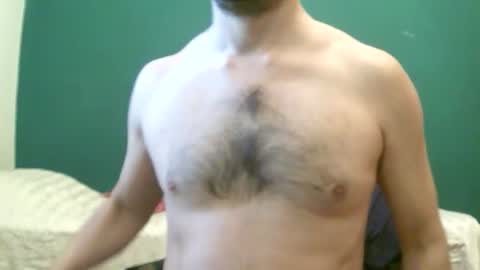 Mia online show from October 1, 2025, 12:22 pm