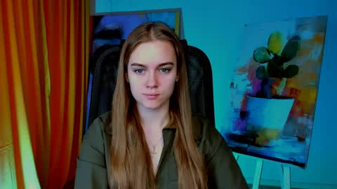 junewoods online show from April 7, 2026, 7:20 am