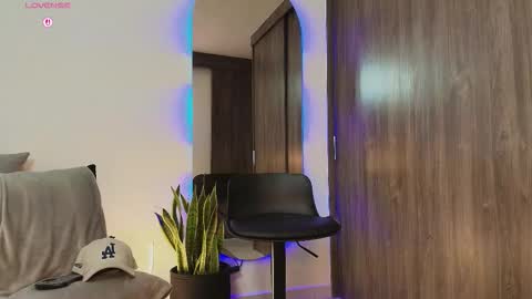 junniormontaner online show from March 24, 2026, 2:16 am