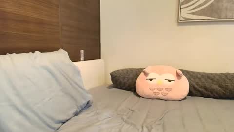 junovaughn online show from November 25, 2025, 4:01 am