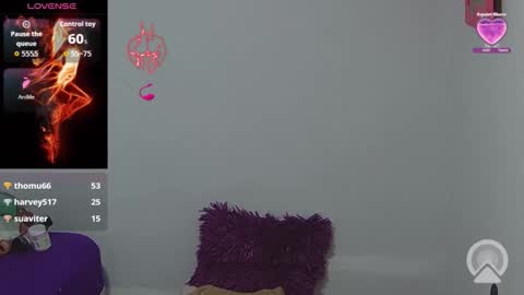 jupiter_3333 online show from March 8, 2026, 2:04 am