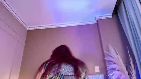 Jupiter Fox online show from April 10, 2026, 12:49 am