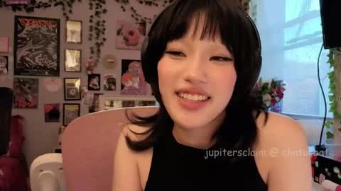 Snapshot of jupitersclaim chatting on May 12, 2026, 11:35 pm jupitersclaim online show from May 12, 2026, 11:35 pm