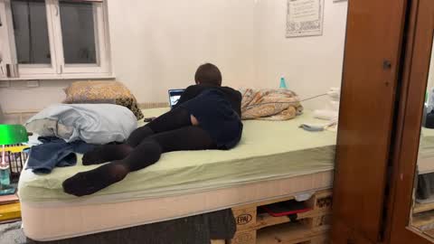 juralen online show from April 5, 2026, 12:30 am