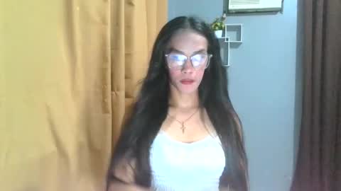 Snapshot of jusa_yan chatting on June 5, 2026, 12:11 pm jusa_yan online show from June 5, 2026, 12:11 pm