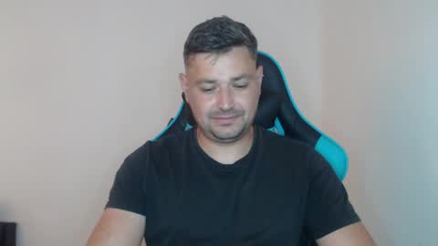 Snapshot of just_a_nice_guy_27 chatting on June 6, 2026, 11:26 am Alex online show from June 6, 2026, 11:26 am